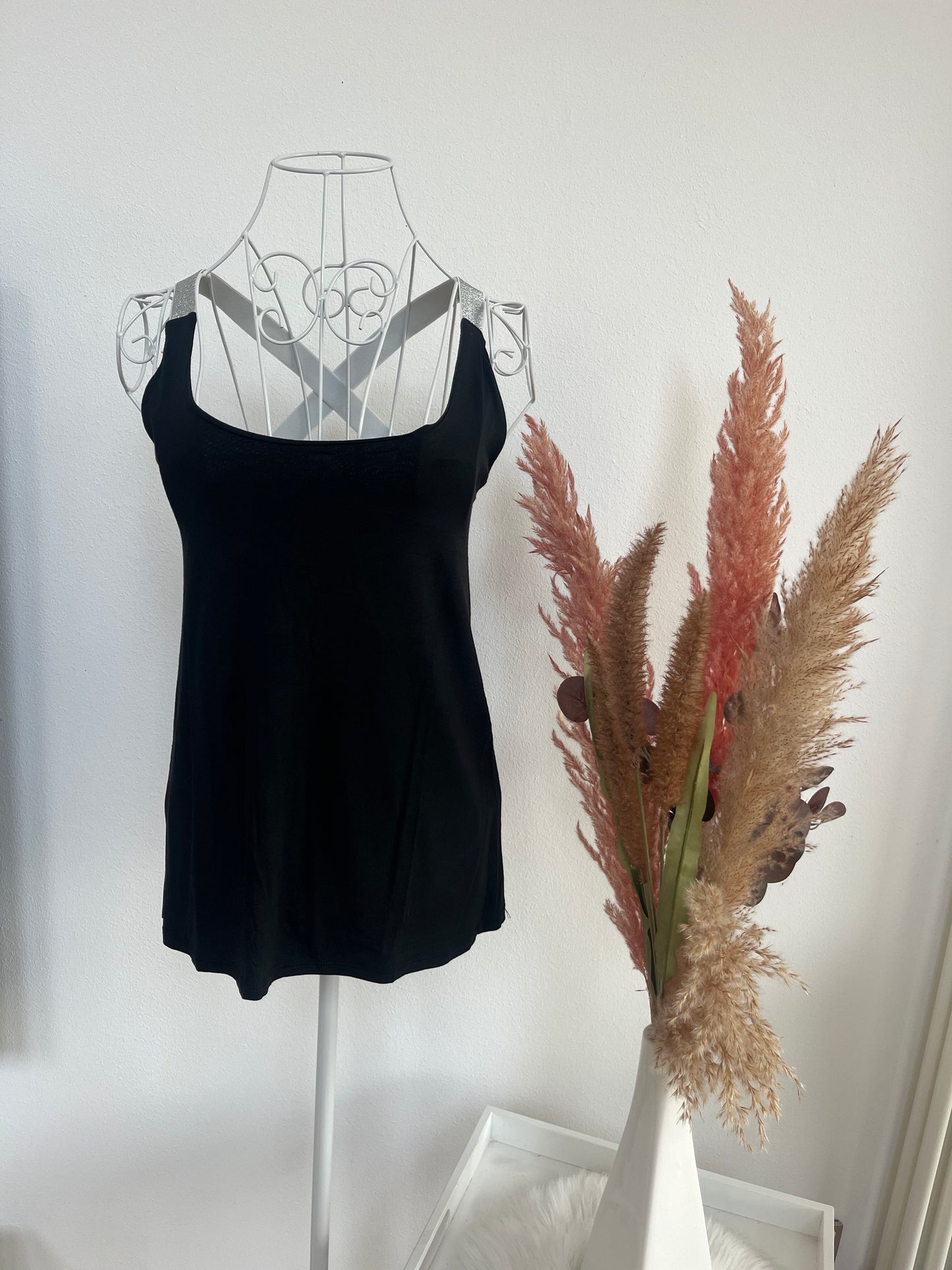 Top mit Silbernen Trägern