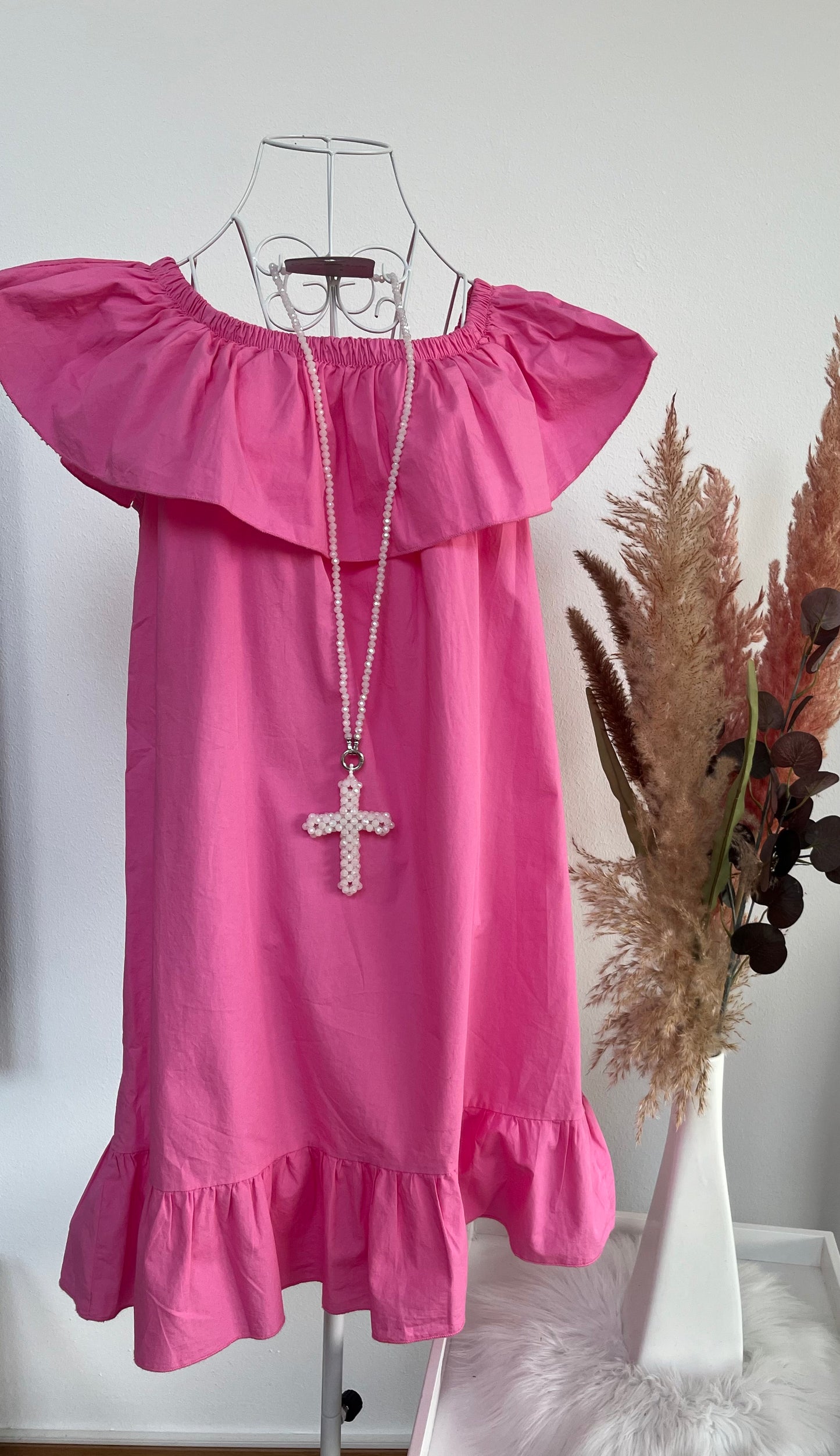 Off-Shoulder Kleid
