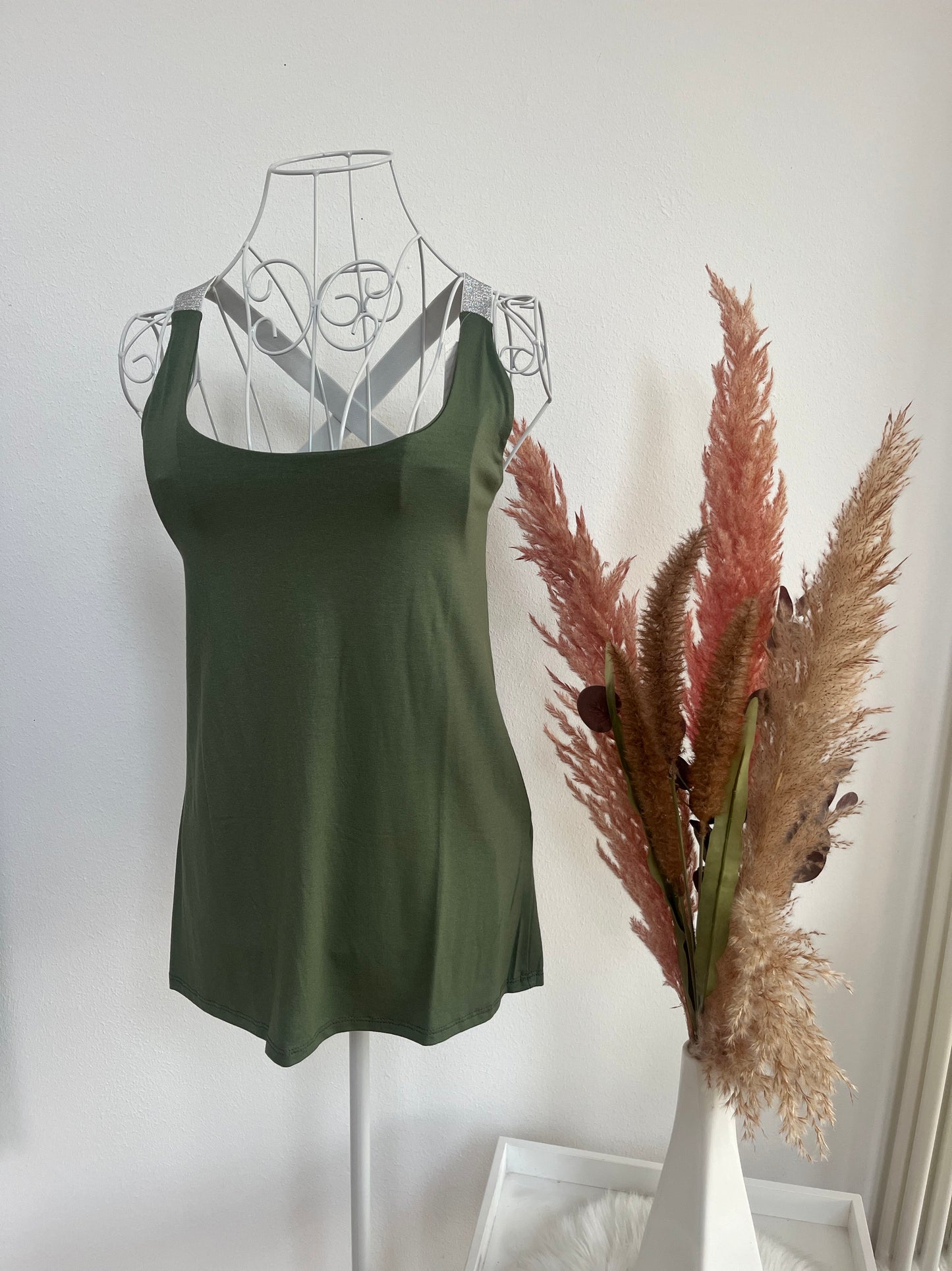 Top mit Silbernen Trägern